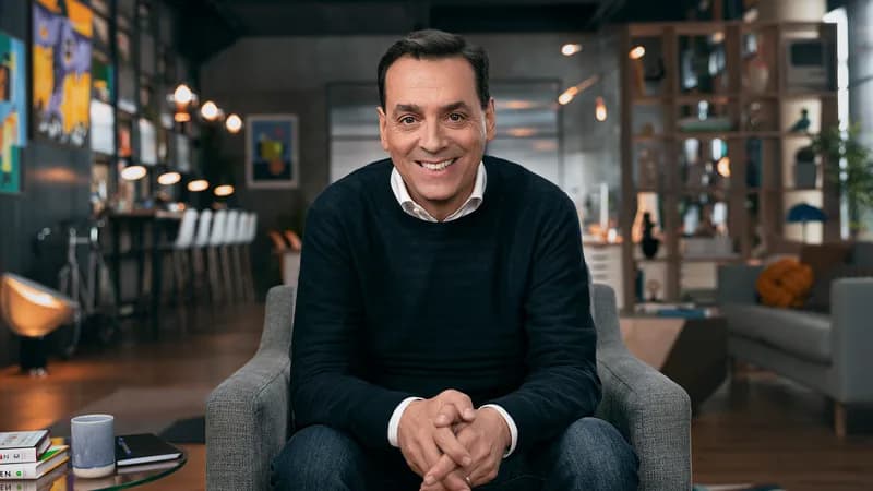 Sales and Persuasion